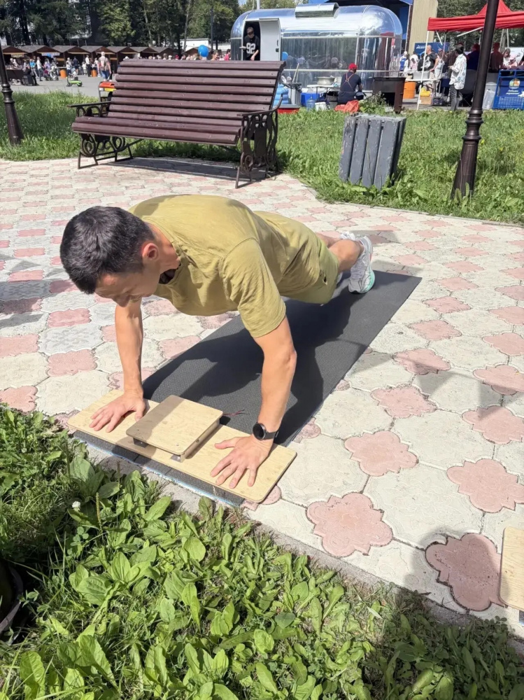 Елизовчане сдали нормы ГТО в парке "Сказка"